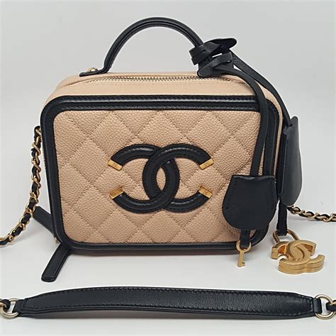 chanel filigree vanity case beige black